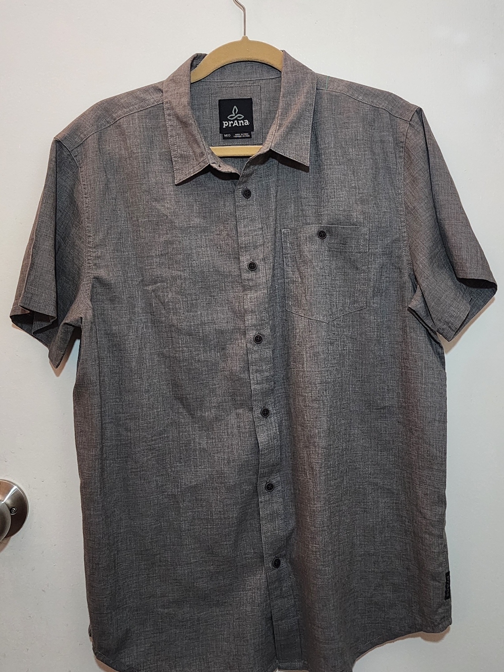 Prana Short Sleeve Button-Down Shirt in Heather Gray